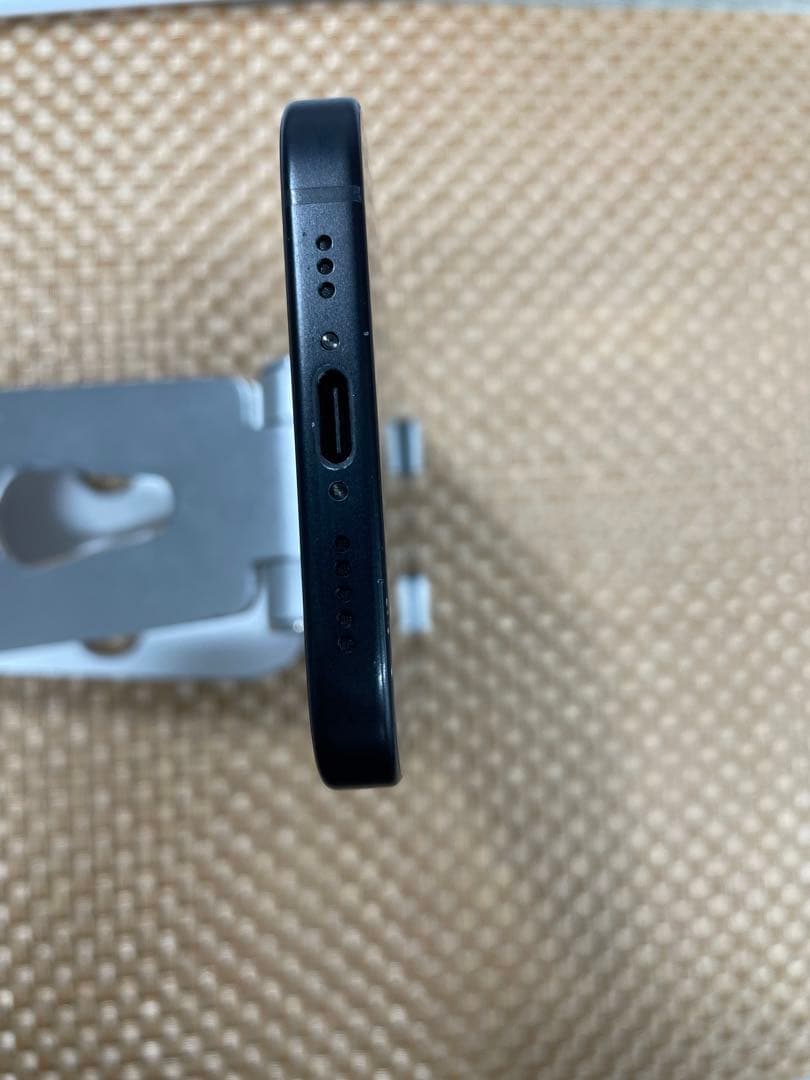 iPhone 15 128 GB ブラックSIMフリー【6568】