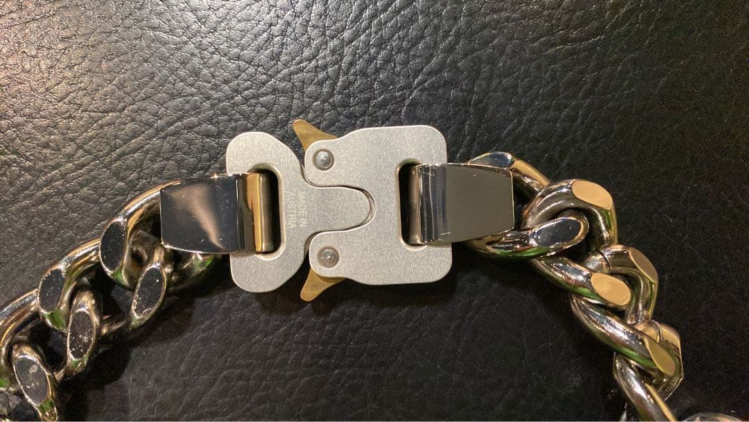 アクセサリー ALYX 9SM HERO 4X CHAIN NECKLACE