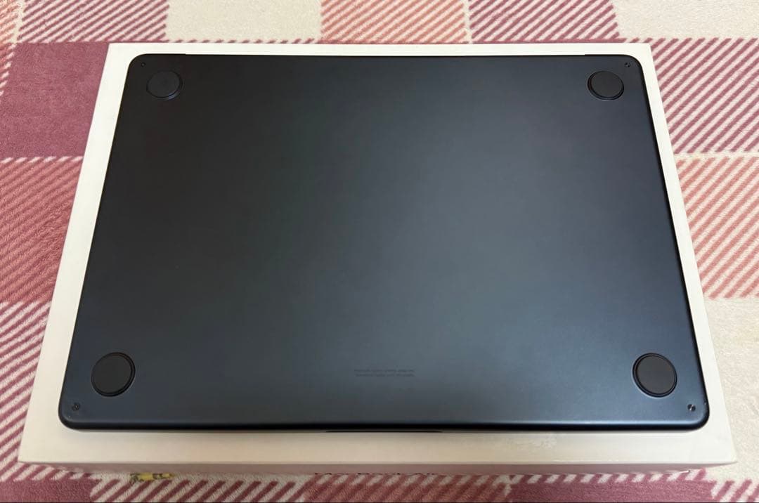 美品-Macbook Air M2-8-256 Office付き