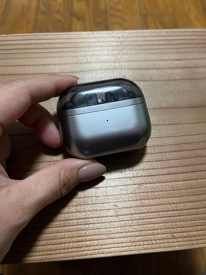 SAMSUNG SM-R630 イヤホン