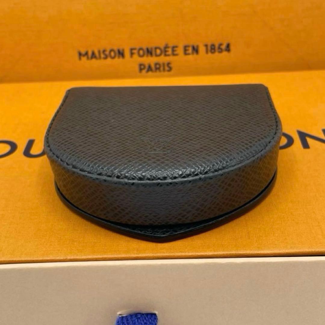 【希少】ルイヴィトン　ケース　キュベット　タイガ　黒　小銭入れ