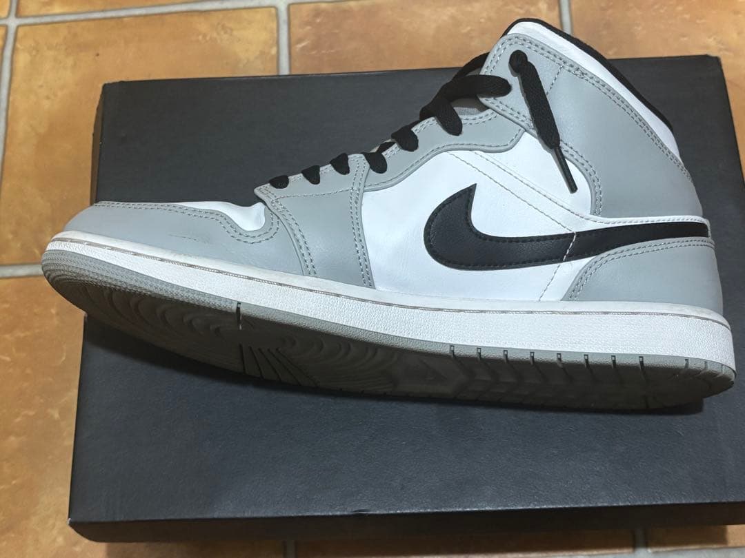 Nike Air Jordan 1 グレー