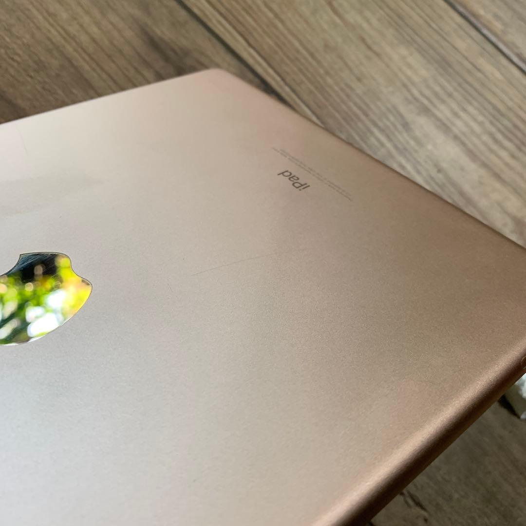 格安 iPad第6世代 2018 9.7インチ 128GB SIMフリー本体のみ