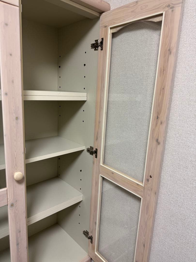 送料込み　本棚　白　クリーム　完成品