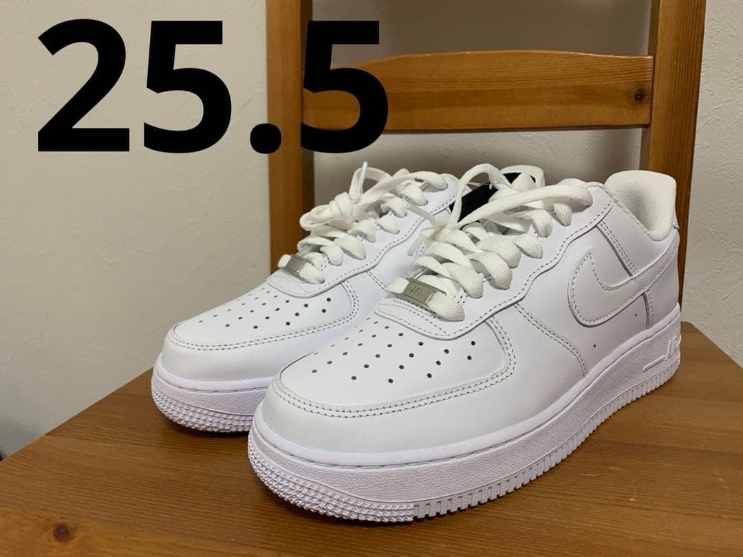 【新品未使用品】Nike Air Force 1 ホワイト 25.5cm