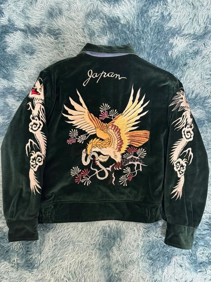 東洋エンタープライズ　スカジャン　ベロア生地　刺繍