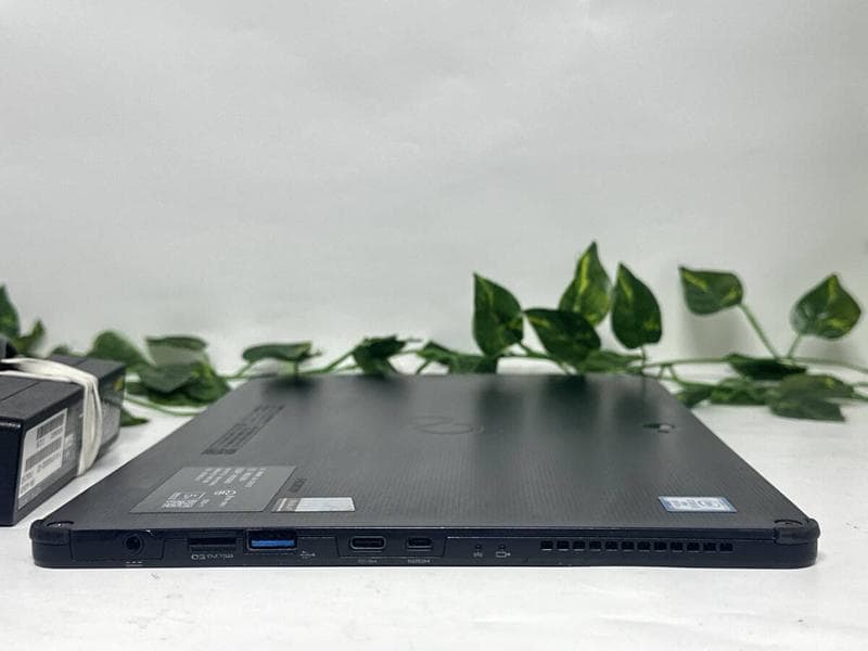 Win11タブレット/i5-8世代搭載!!富士通 ARROWS Tab Q738