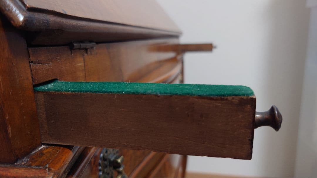 ライティングビューロー　英国製