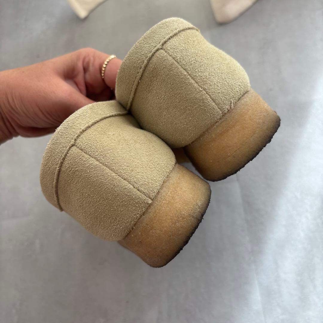 CLARKS ワラビー　ベージュ モカシン