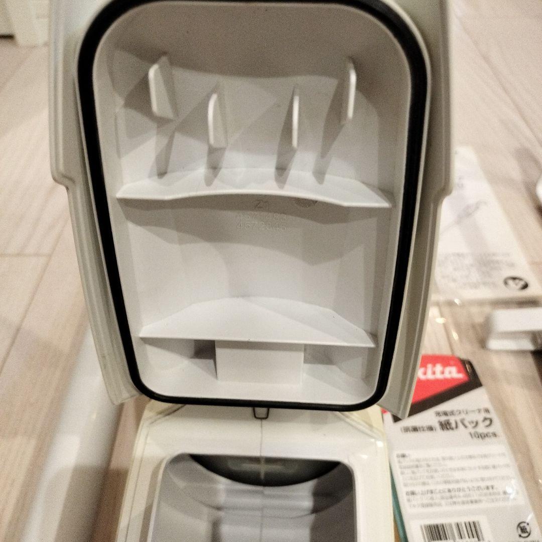 makita マキタ　CL107FD 本体と付属品セット