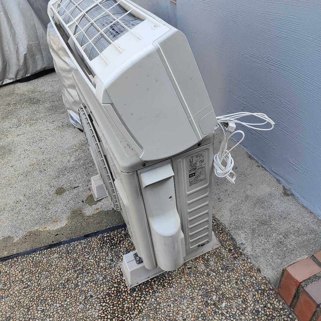 日立 6畳用 ルームエアコン白くまくん RAS-A22C 福岡県より