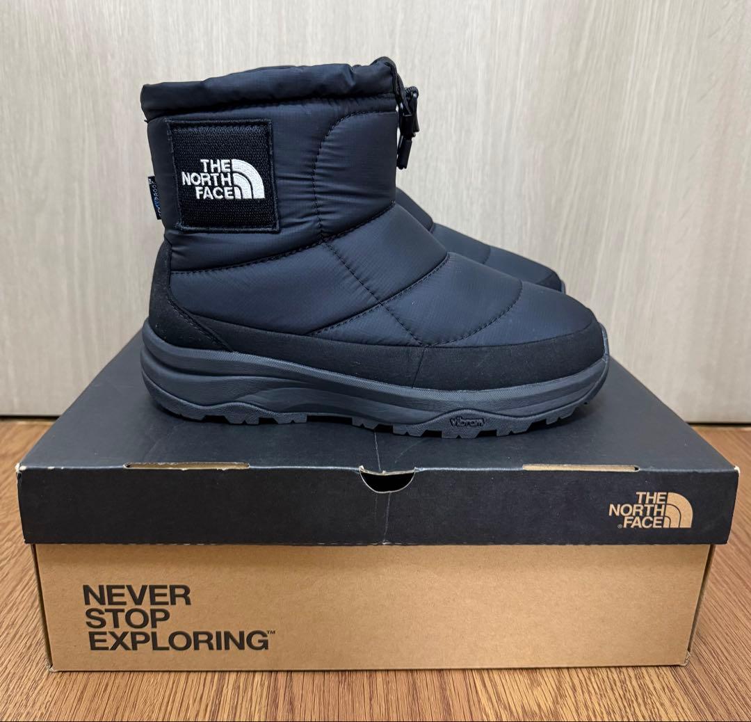靴 THE NORTH FACE Nuptse Bootie Short 23cm
