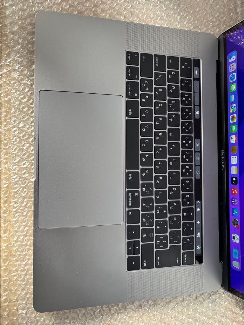 Macbook Pro 15インチ A1707 4ポート Touch Bar