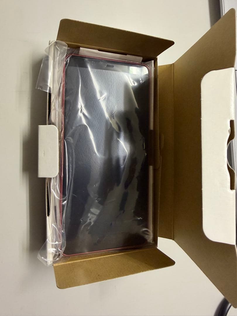 docomo arrows Be4 Plus F-41B 本体