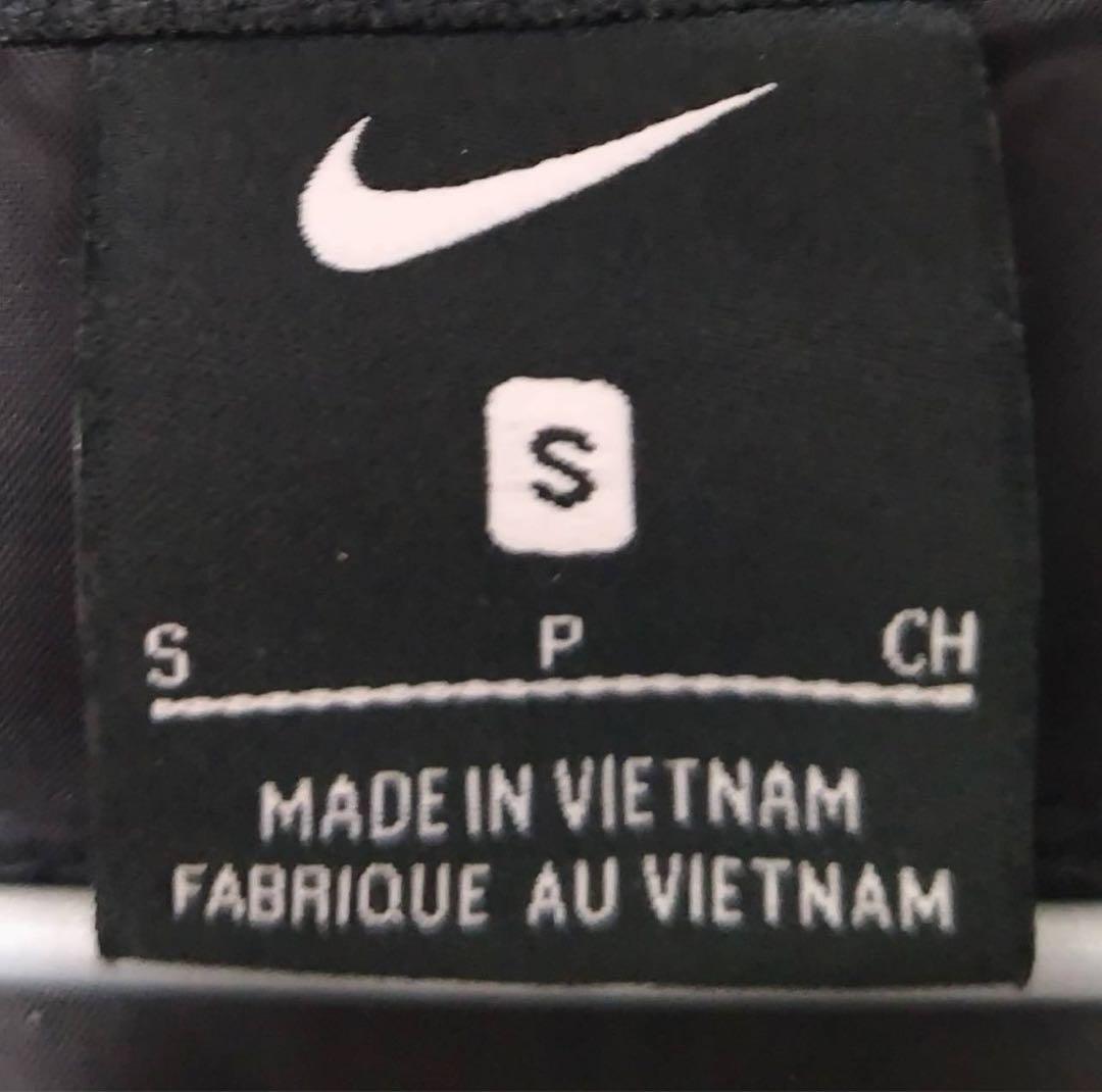 S 極美品　NIKEジャケット　メンズ　ナイキ　ブラック　黒　ダウン　パーカー