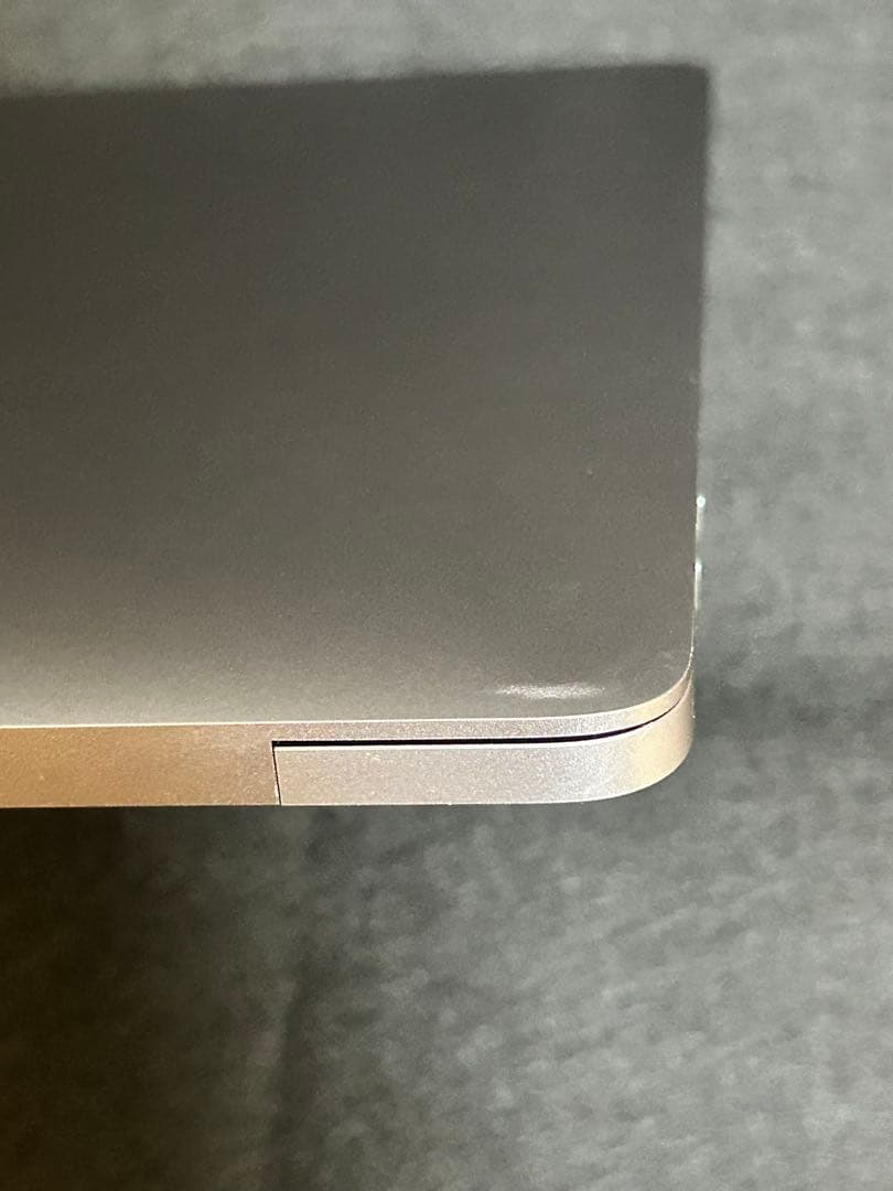 MacBookPro 13インチ M1 2020 画面割れ 外部モニター動作OK