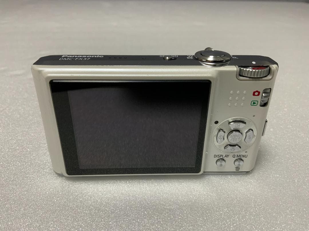 Panasonic LUMIX DMC-FX37 ホワイト