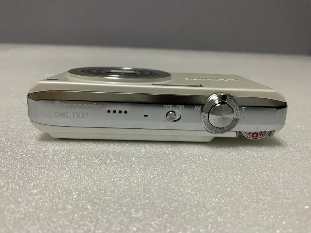 Panasonic LUMIX DMC-FX37 ホワイト