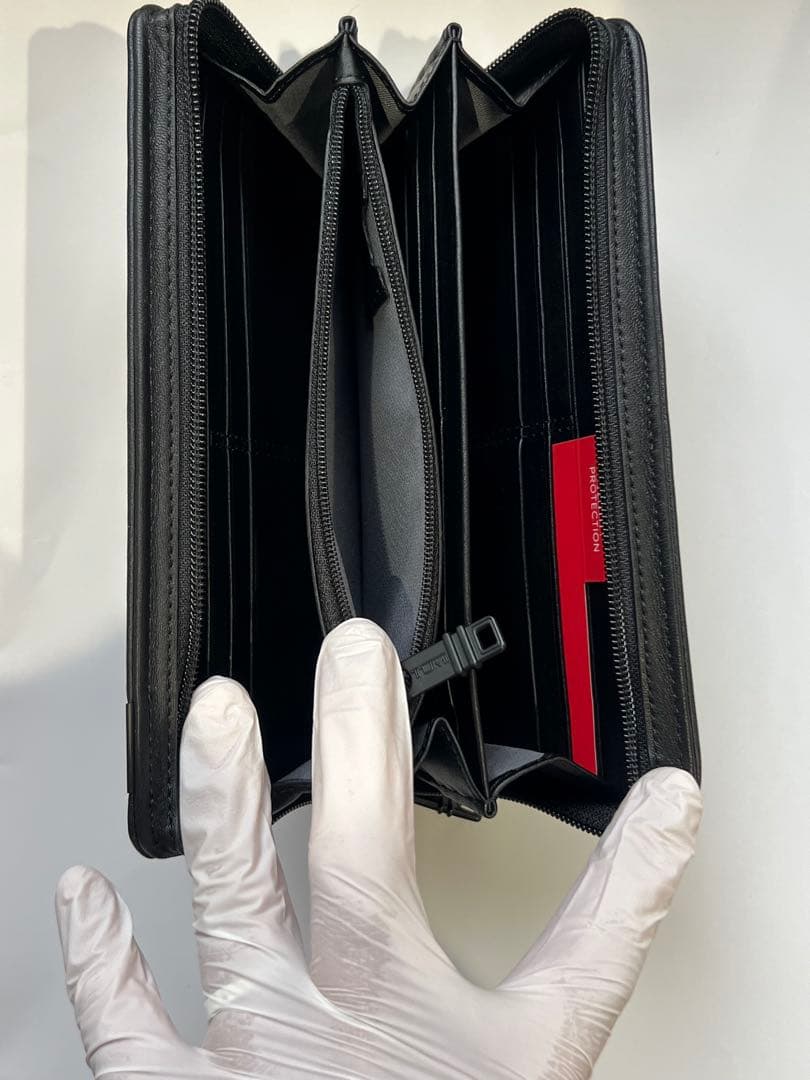 TUMI　トゥミ　長財布　レザー　新品未使用　正規品