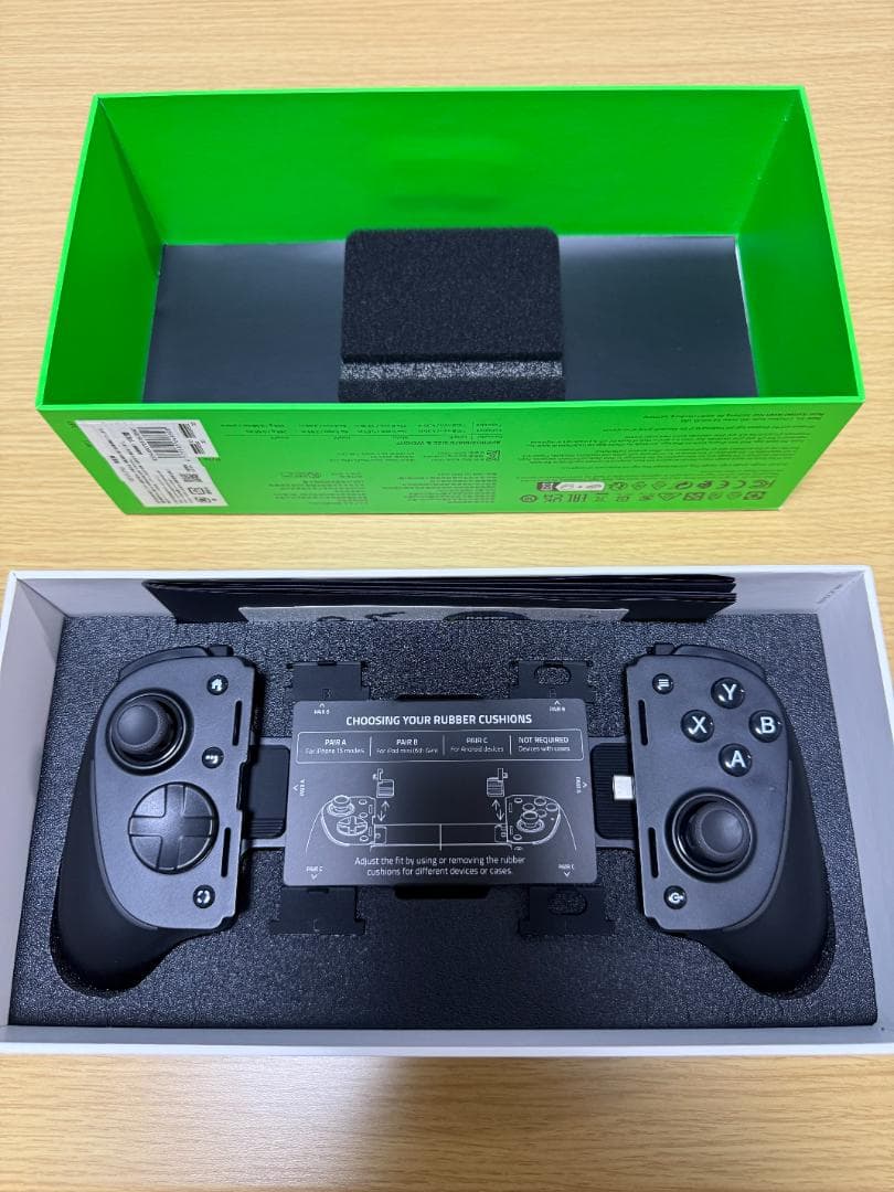 【美品】Razer Kishi Ultra USB-C ゲームコントローラー