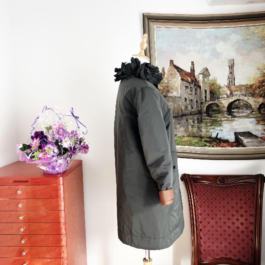 美品　ブルネロクチネリ 立体花　エレガント　リバーシブル ダウンコート