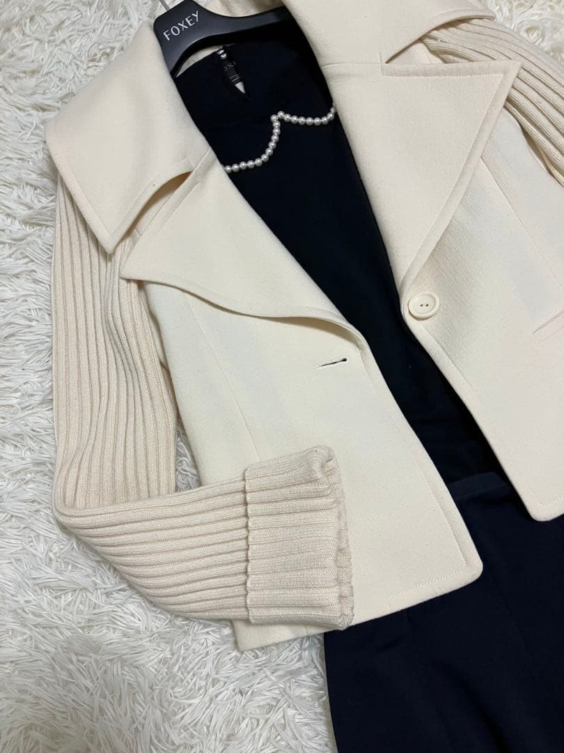 FOXEY ニットコート異色生地使い暖かなナチュラルホワイトリブピンク様