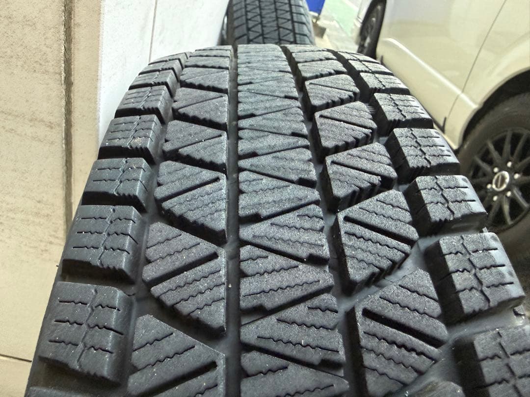 ジムニー・ブリヂストンDM-V3 175/80R16 スタッドレスタイヤホイール