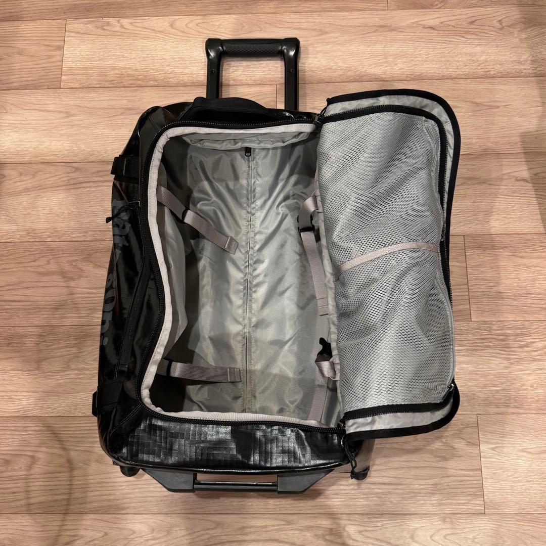 patagonia　BLACK HOLE WHEELED DUFFEL 40ℓ