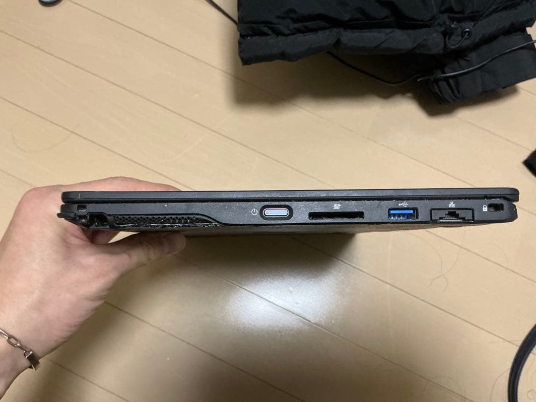 LIFEBOOK UH95/E2 ブラック ノートPC Windows