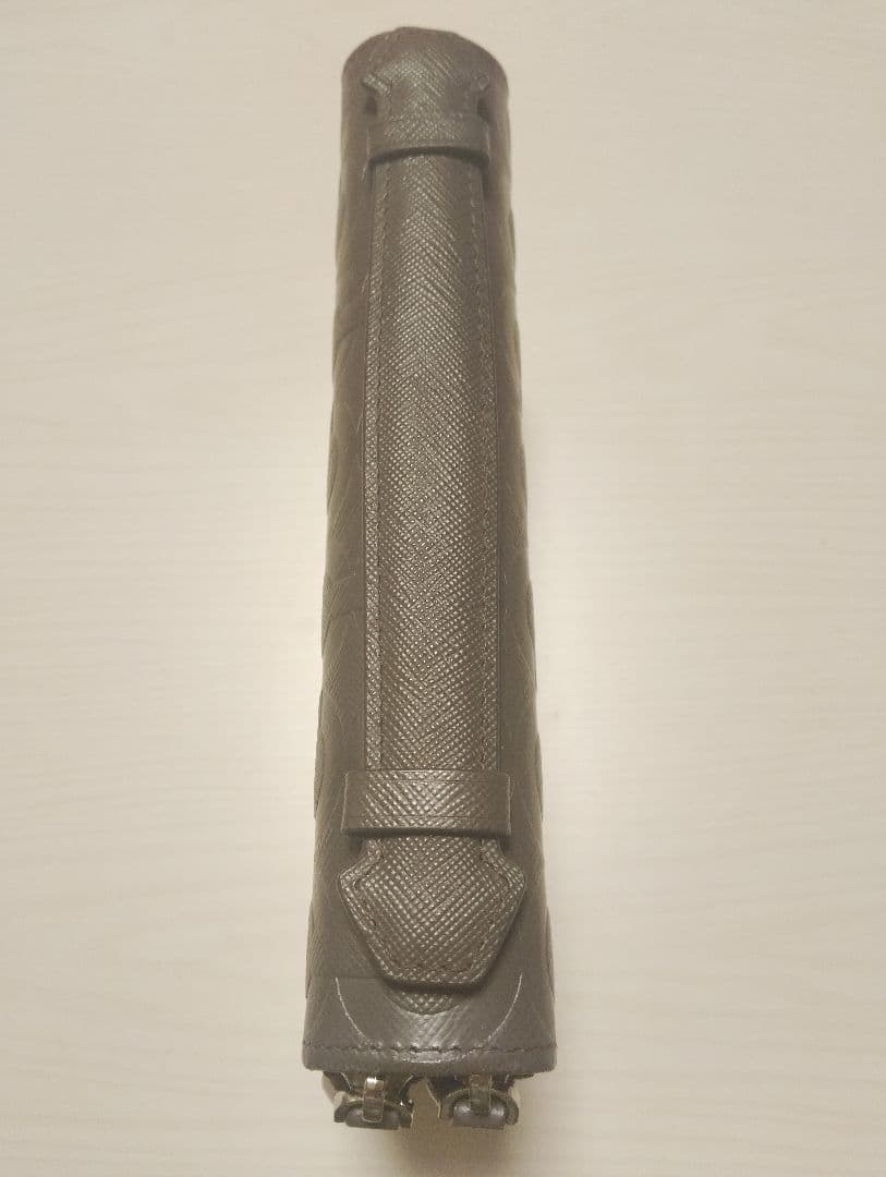 COACH長財布ダブルジッパー　綺麗です。