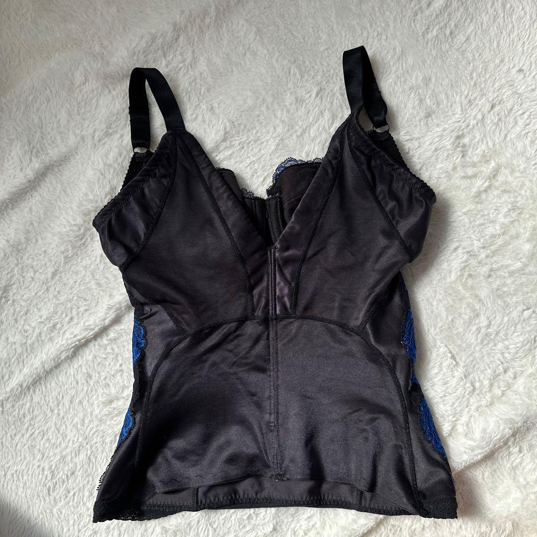 マルコ カーヴィシャス ½カップロングブラ C80