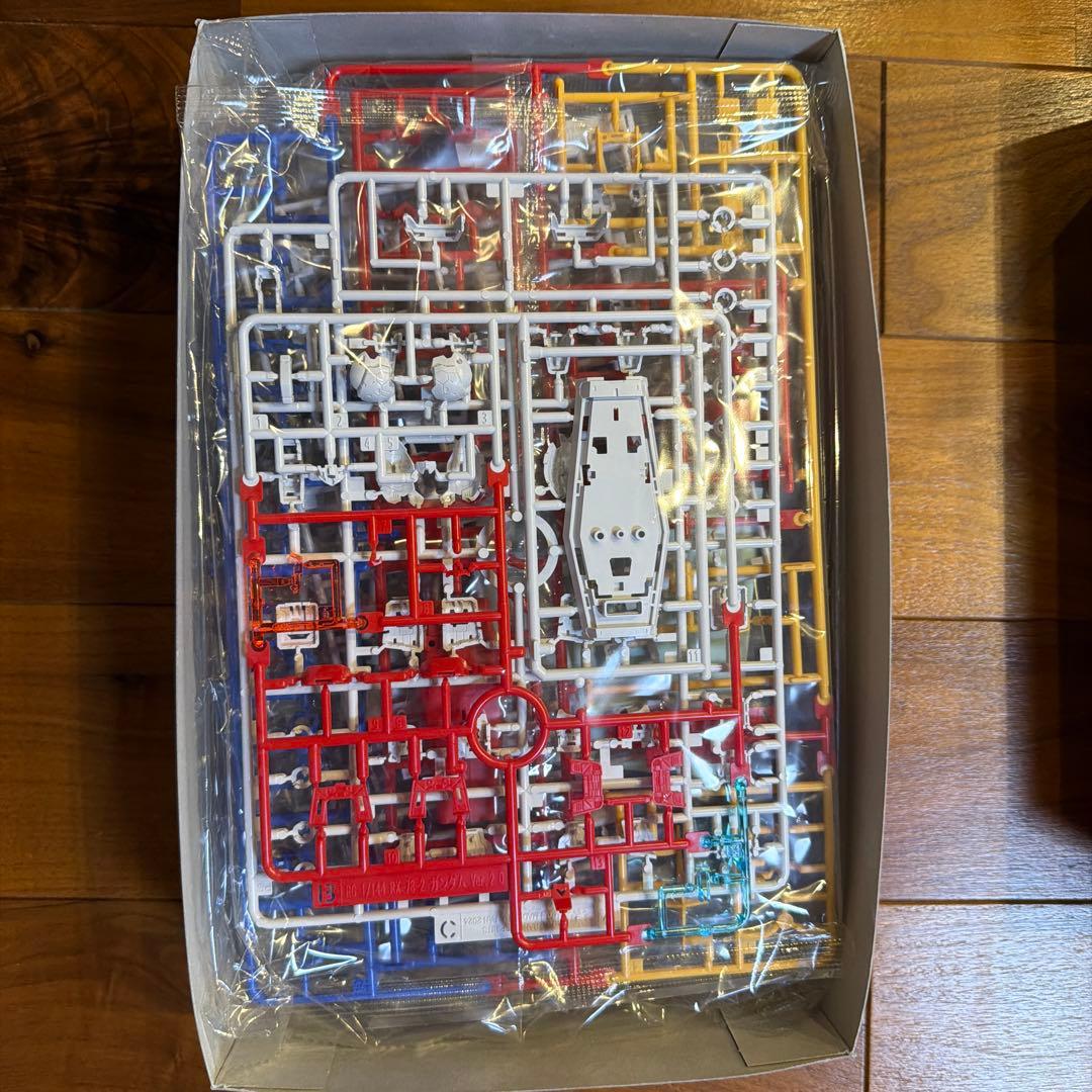 MG ナラティブガンダム　B装備　未組み立て