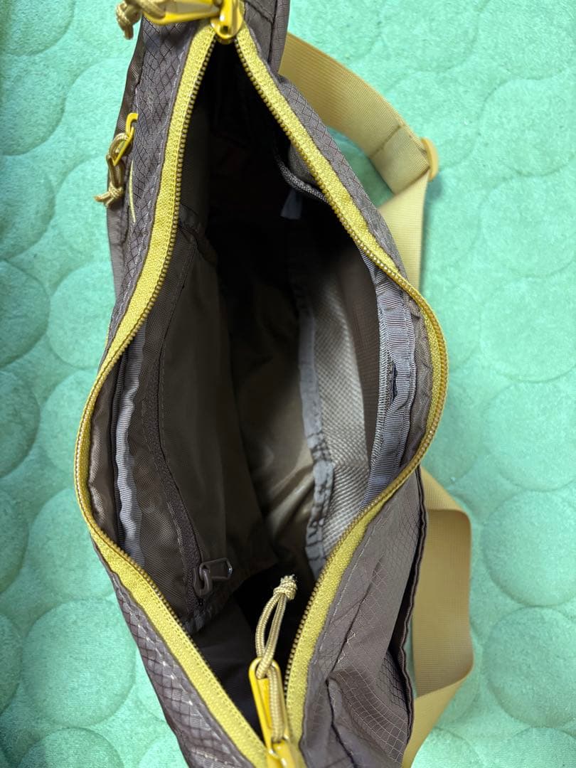 バッグ Supreme messenger bag