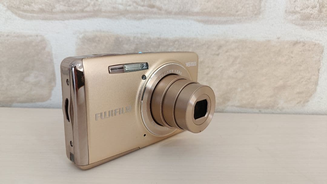 【美品】FUJIFILM 富士フイルム　FinePix JX700　デジカメ