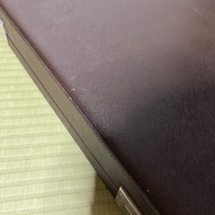 バーバリー　アタッシュケース　ブラウン