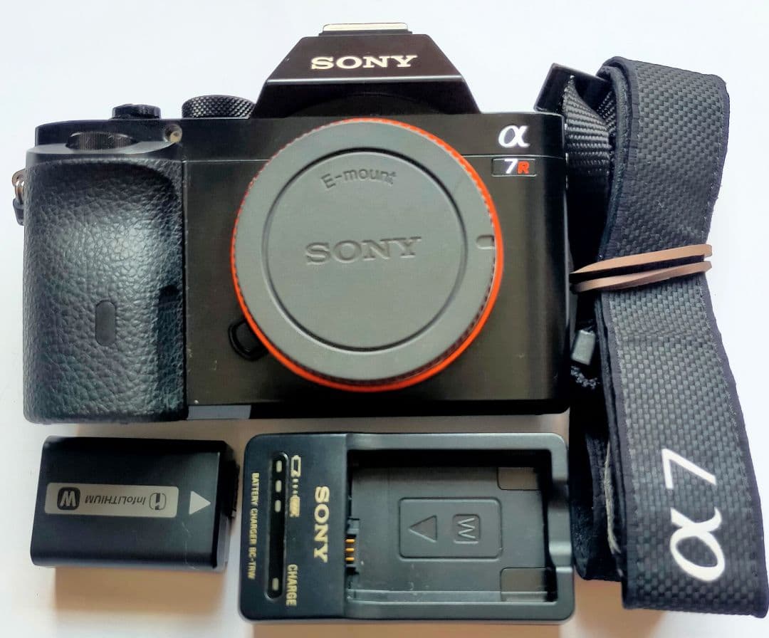 ILCE-7R　α7R