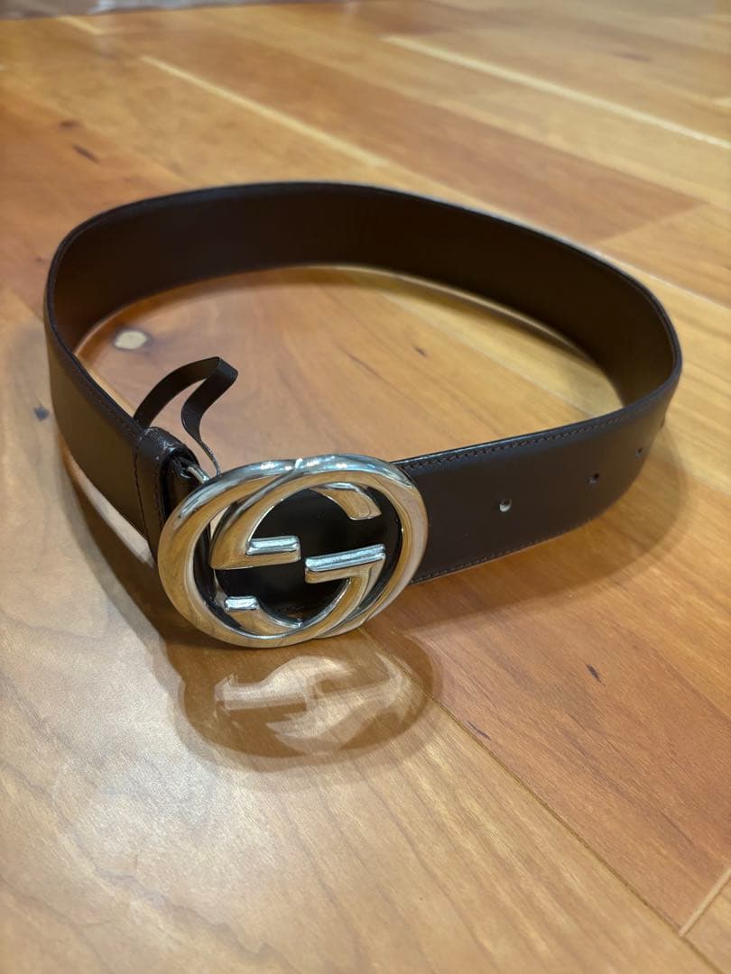 GUCCI 茶系　レザー ベルト　レディース