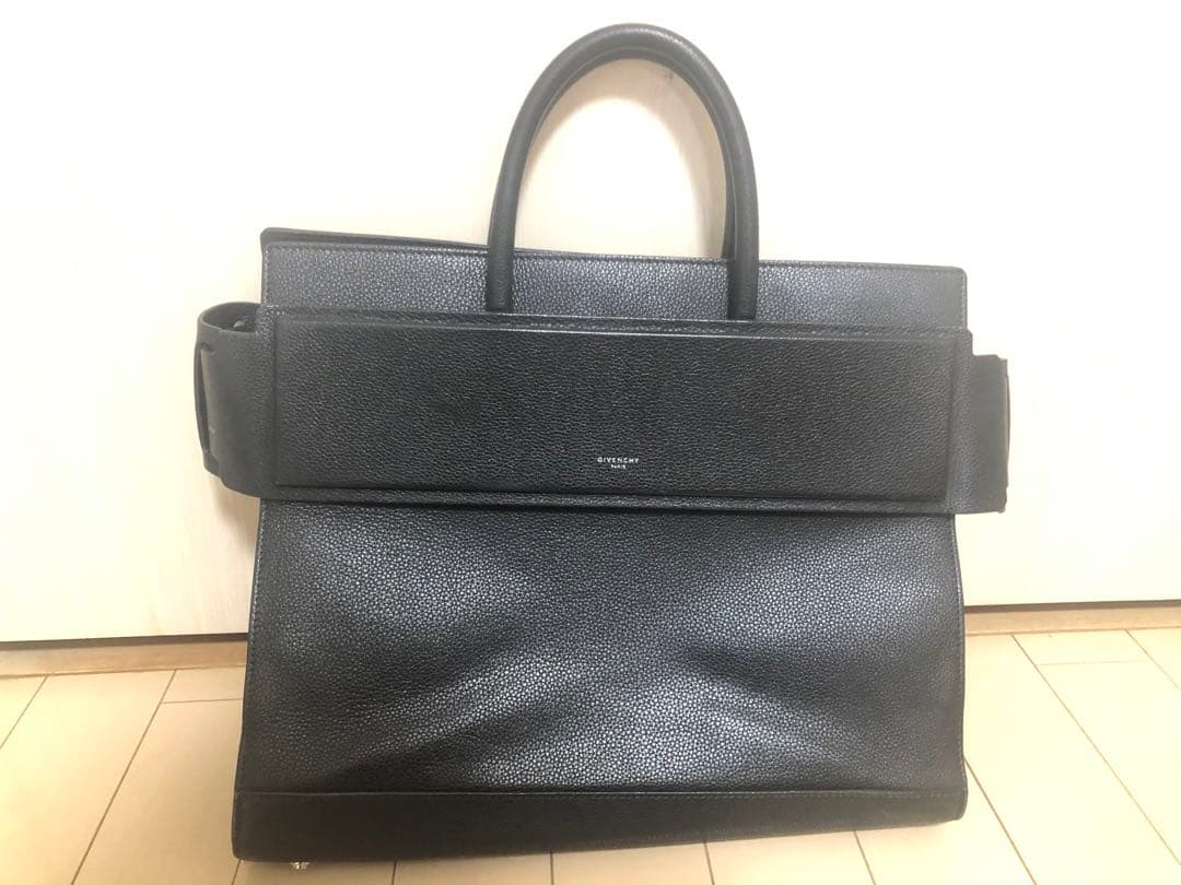 GIVENCHY ハンドバッグ ホライゾン
