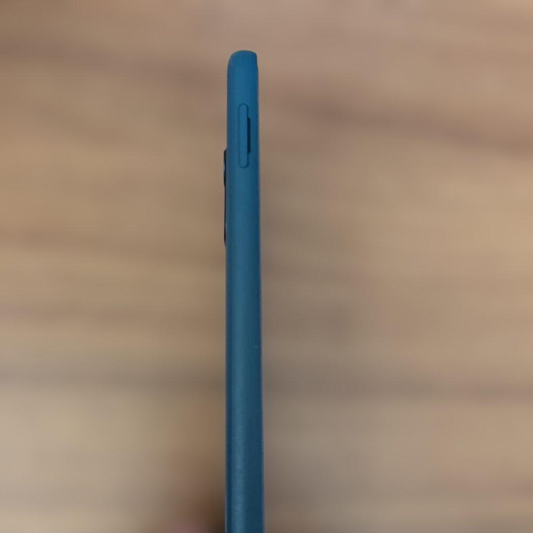 美品★arrows We2 FCG02 ネイビーグリーン