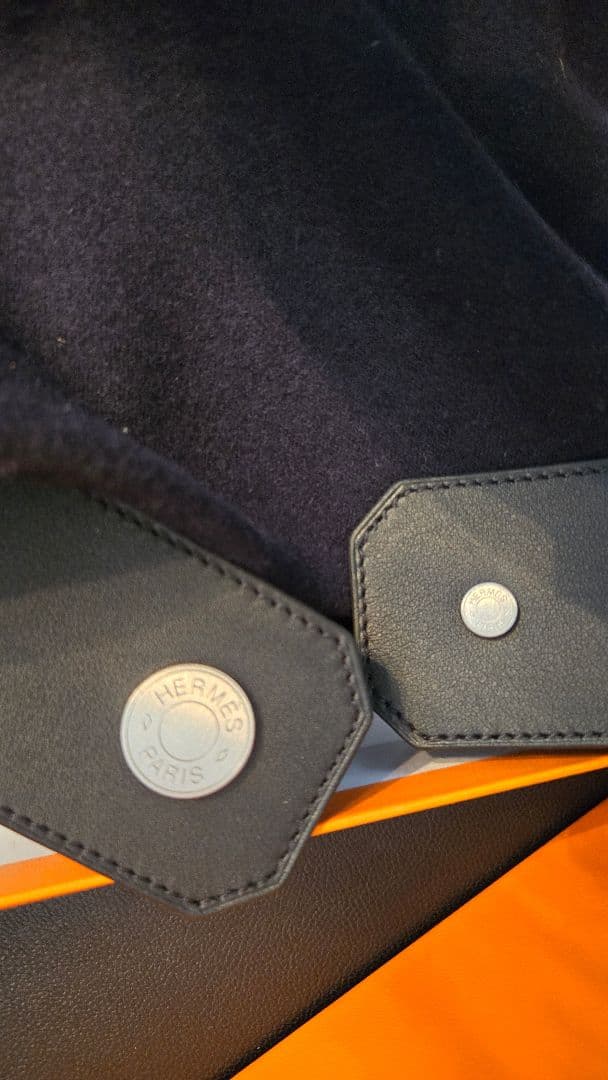 HERMES♠️エルメス♠️メンズカシミアネックウォーマー新品マフラープレゼント