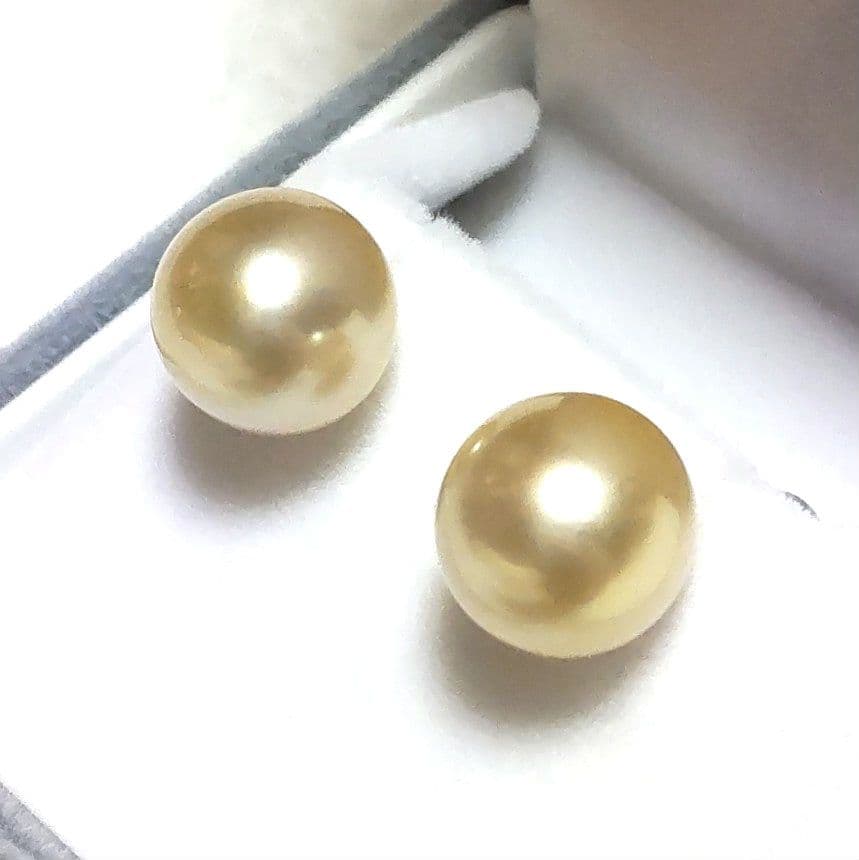 試着のみ♡k18♡神秘的で優しく美しい♡南洋ゴールデンパール♡シンプルピアス