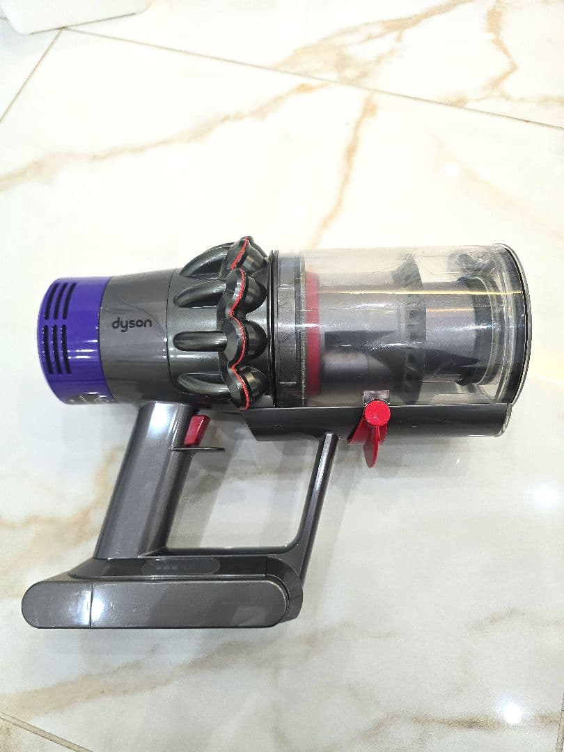 ★ダイソン Dyson★Cyclone V10 Fluffy 掃除機SV12FF