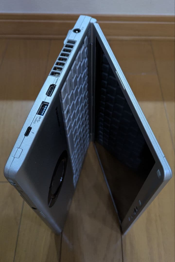 パナソニック レッツノート SV9　Core i5 10310U　メモリ8GB