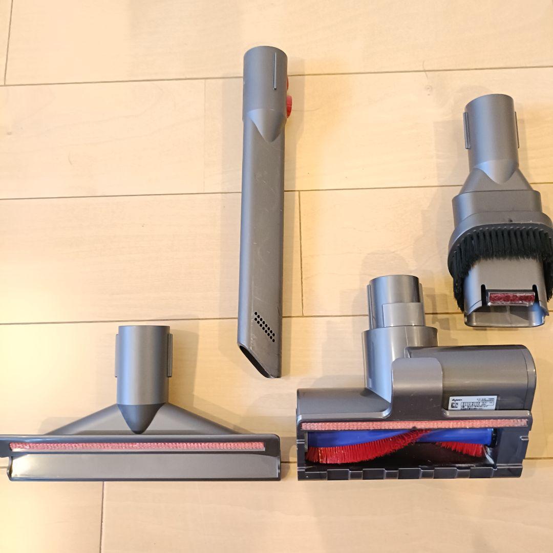 Dyson V8 Fluffy Extra スティッククリーナーサイクロン掃除機