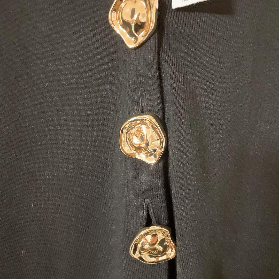 M様✨️タグ付き新品未使用 ビジューVネックカーディガン　黒