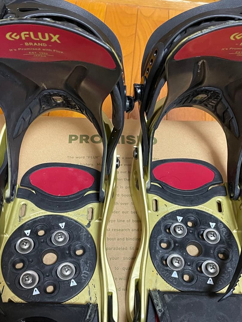 FLUX F1XVMG ゴールドメダル Mサイズ