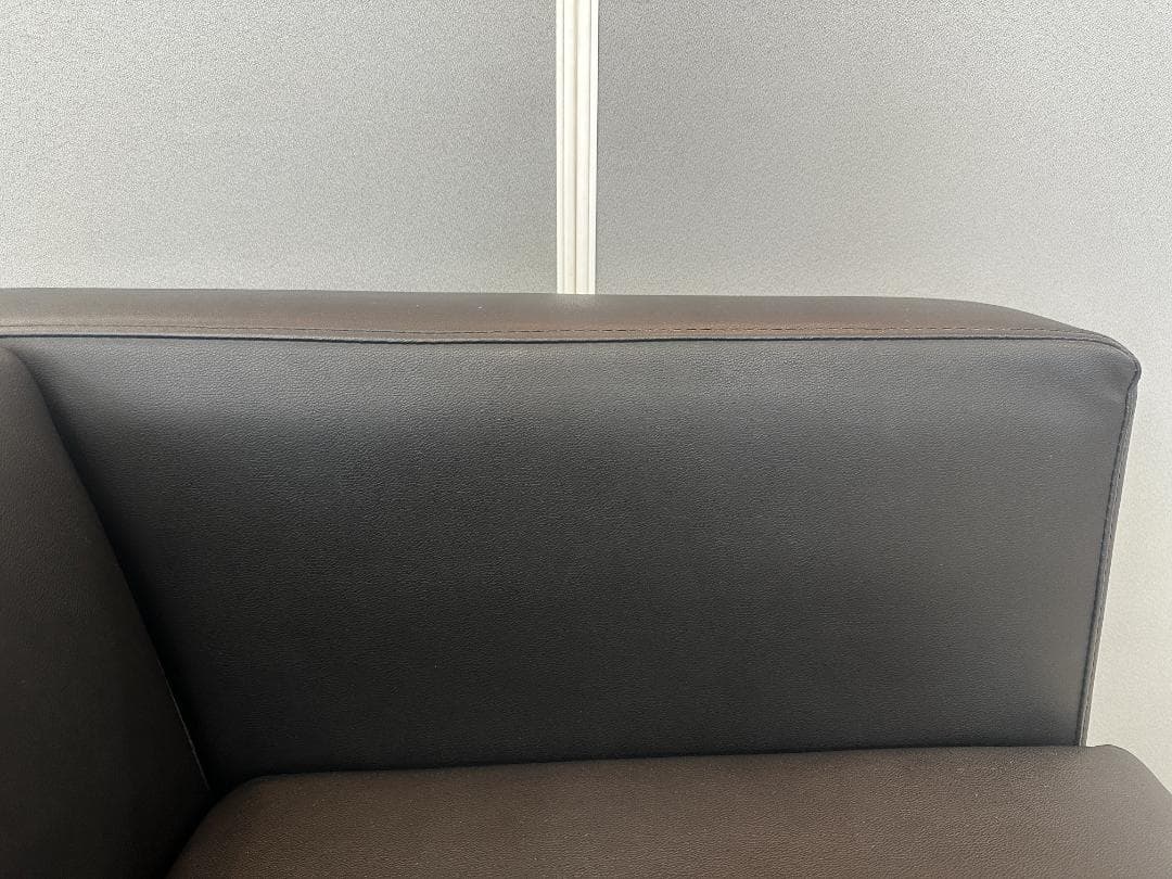 LC2　1人掛けソファ　チェア　ル・コルビジェ　リプロダクト　合革　ブラック