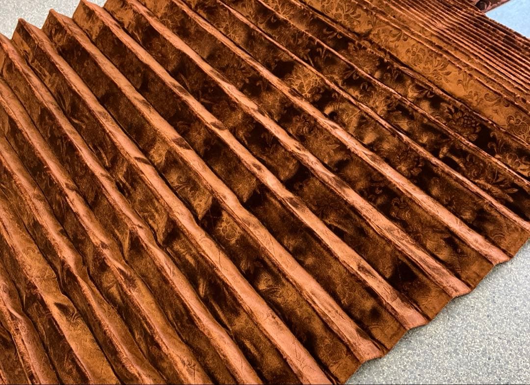 トラック　仮眠カーテン　ローレル　ブラウン　新品