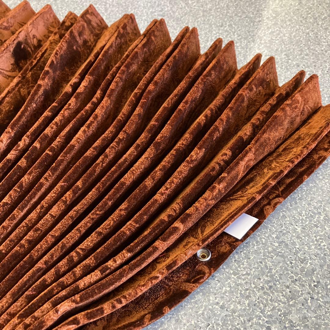 トラック　仮眠カーテン　ローレル　ブラウン　新品