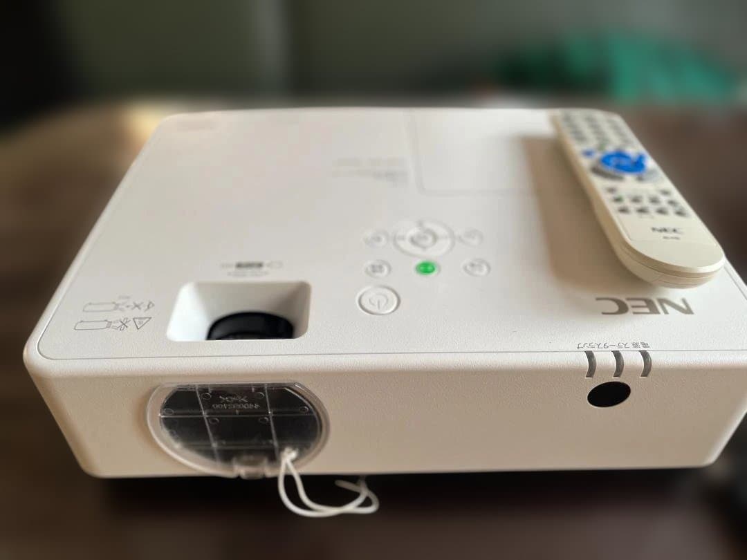 プロジェクター NEC ViewLight NP-ME382UJL値下しました